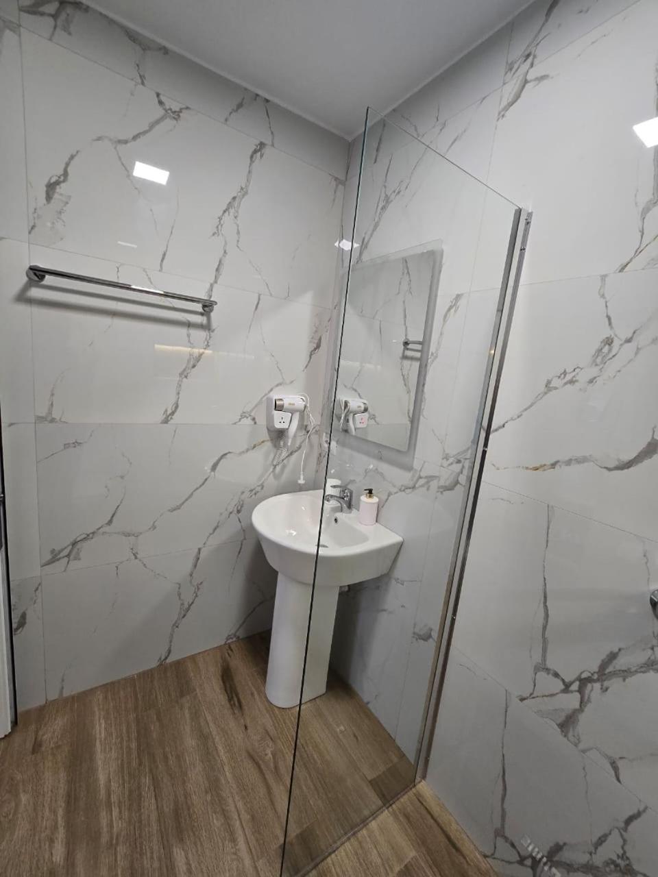 Aila Apartment Saranda Extérieur photo