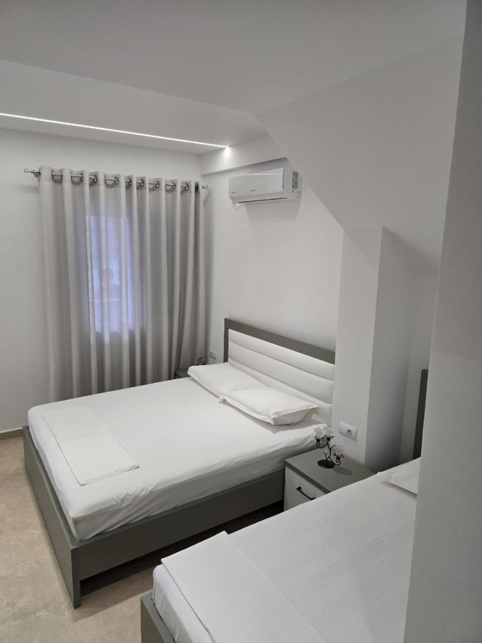 Aila Apartment Saranda Extérieur photo